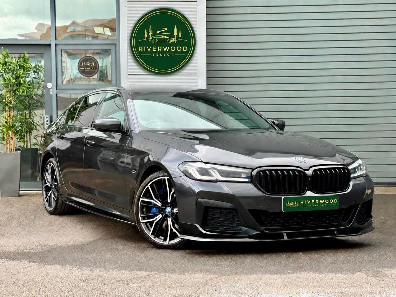 BMW 545e 3.0 M Sport Steptronic xDrive Euro 6 (s/s) 4dr at Riverwood Select